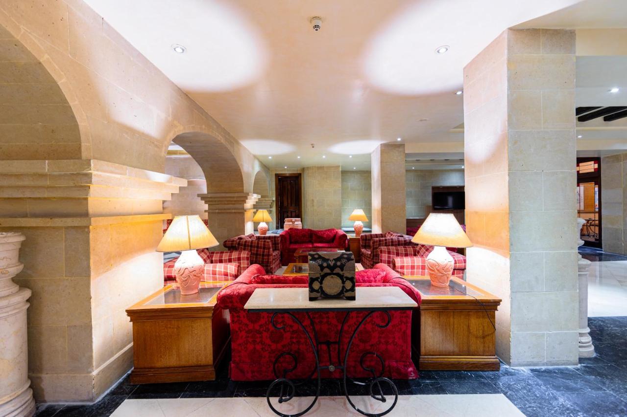 The Grand Resort ฮูร์กาดา ภายนอก รูปภาพ The lobby of the hotel